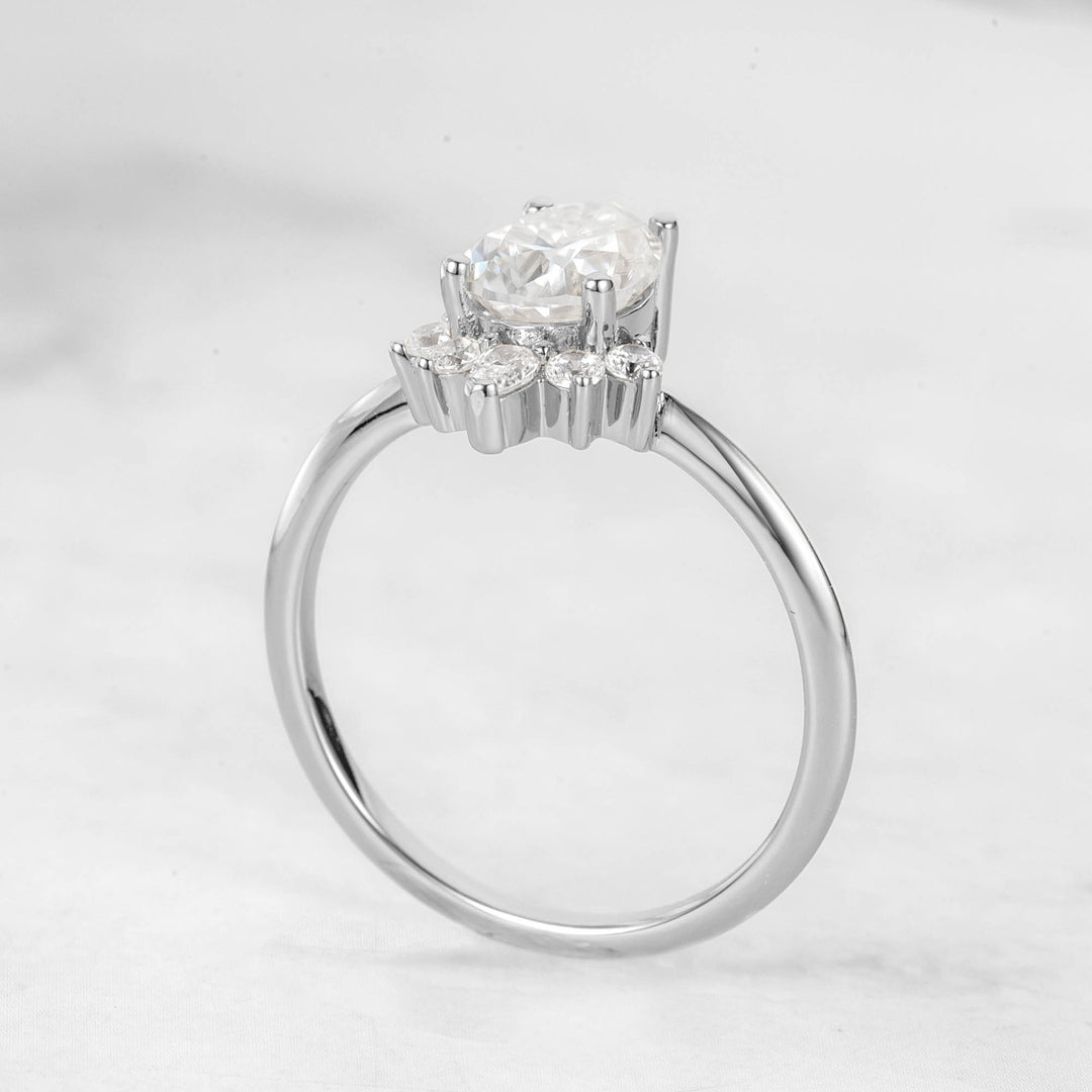 Verta Pear Moissanite Ring