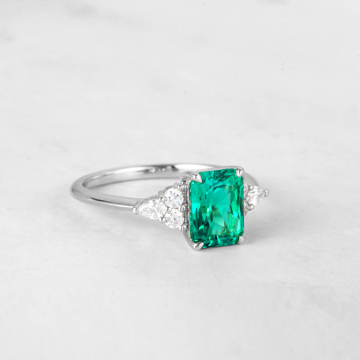 Symmar Emerald Diamond Engagement Ring