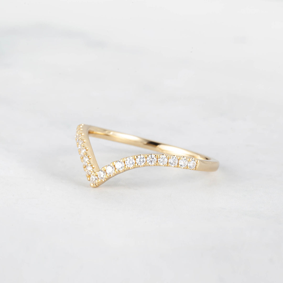 Vira V-band Diamond Wedding Ring