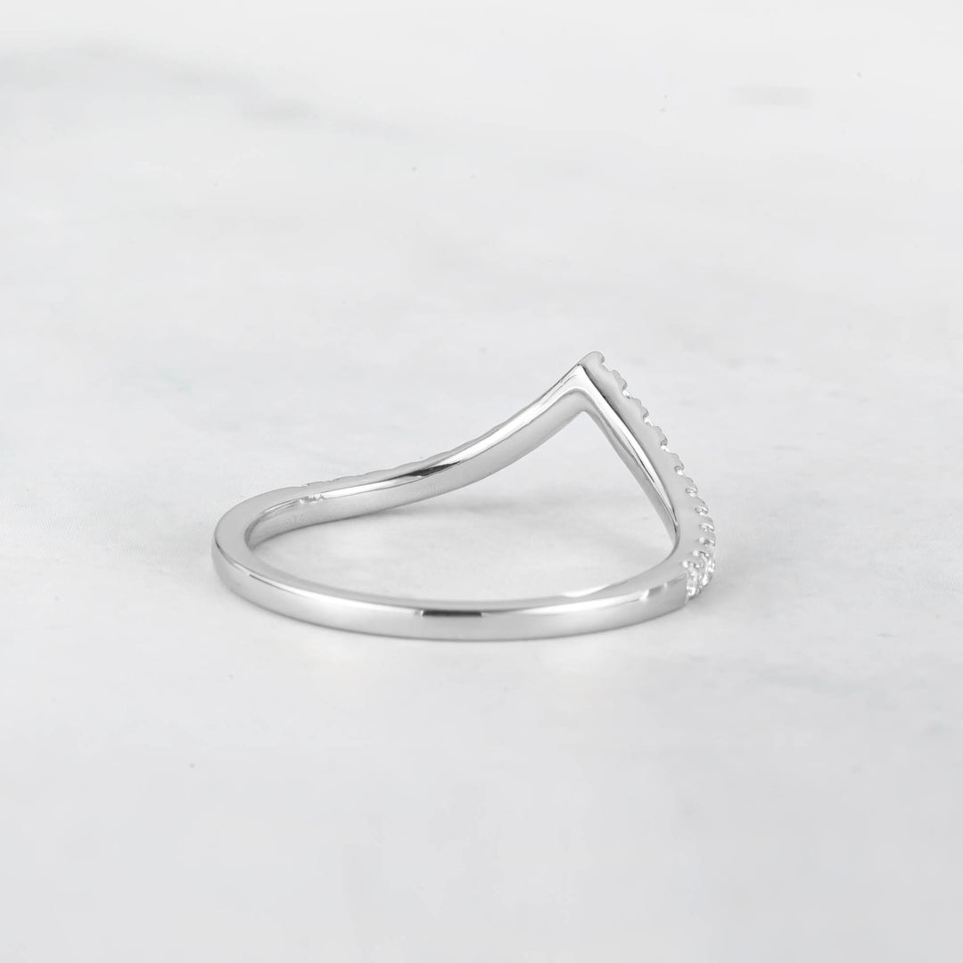 Vira V-band Diamond Wedding Ring