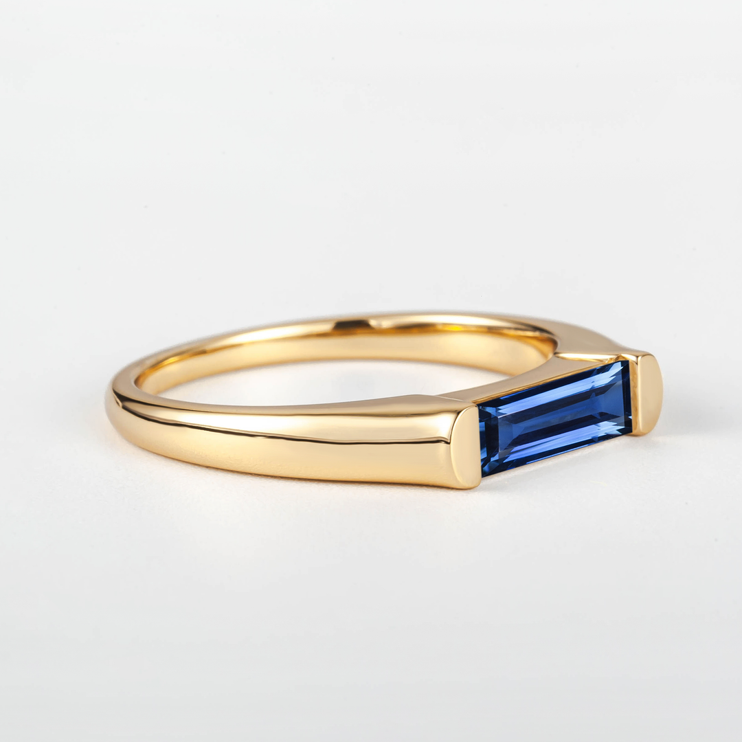 Satra Baguette Sapphire Ring