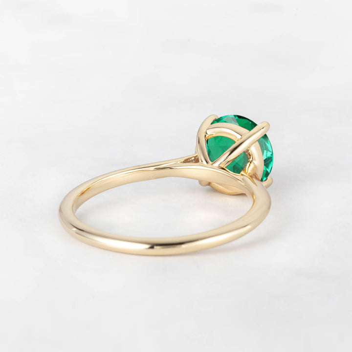 Pretti Round Emerald Engagement Ring