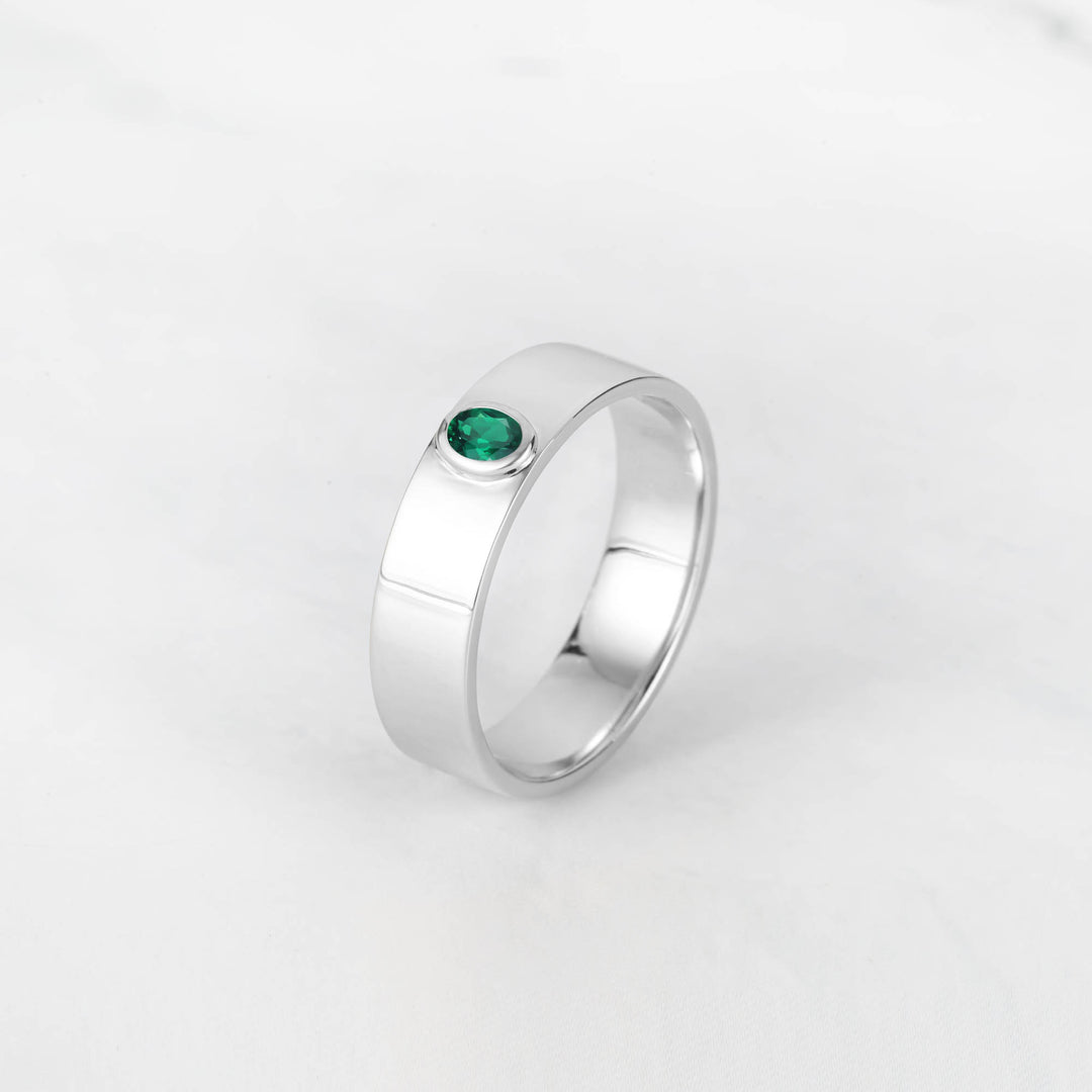 Satra Oval Emerald Engagement Ring