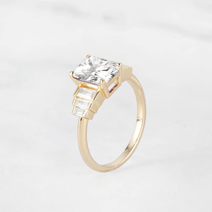 Symmar Emearld-Cut Moissanite Engagement Ring